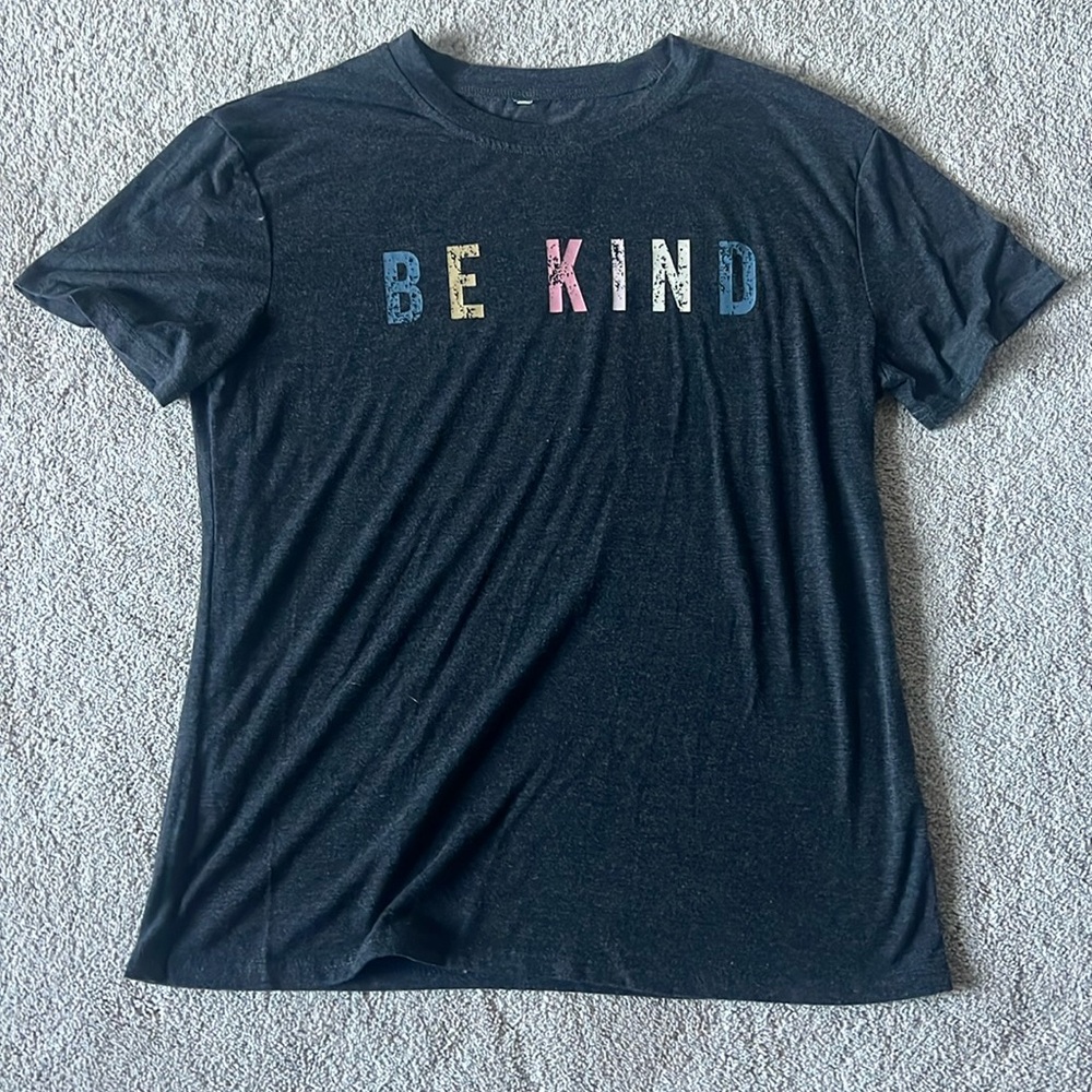 size large amazon women’s grey t shirt